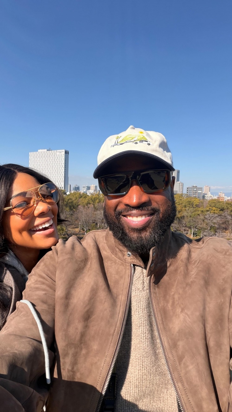 开云-韦德与妻子同游日本：若你俩感情不是真的好 根本没法两周待一块