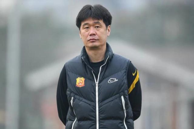 开云-逃不过的"三闷棍" 李霄鹏复仇康熙不成添新恨