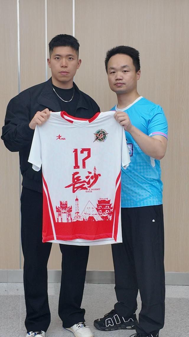 开云体育APP下载-湘超 “沈大腿” 归乡，这次拒绝再留遗憾
